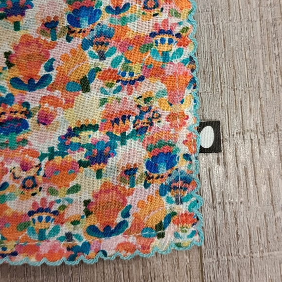 NWT OEUF 'Intense flowers' Bandana Scarf - Picture 5 of 6